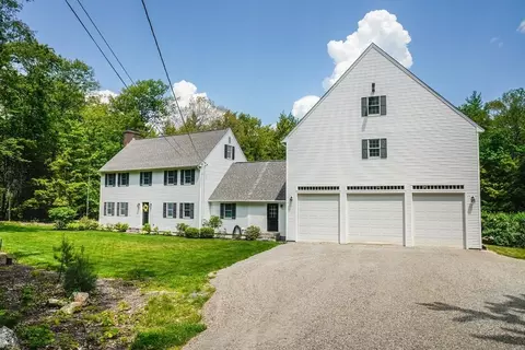 81 Salisbury Rd, Mont Vernon, NH 03057