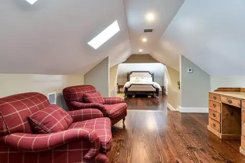 85 Walpole St, Dover, MA 02030 photo 32