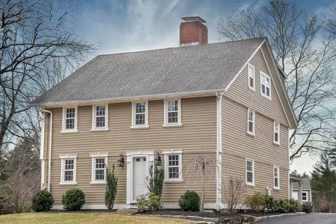 85 Walpole St, Dover, MA 02030 photo 4