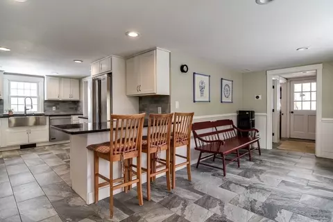 85 Walpole St, Dover, MA 02030 photo 12