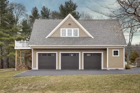 85 Walpole St, Dover, MA 02030 photo 5