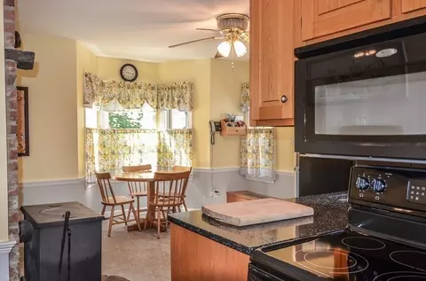 128 Central St, Berlin, MA 01503 photo 9