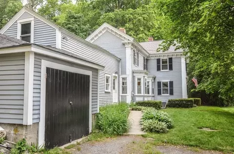 128 Central St, Berlin, MA 01503 photo 4