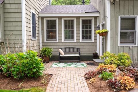 9 Parish Rd, Georgetown, MA 01833 photo 4