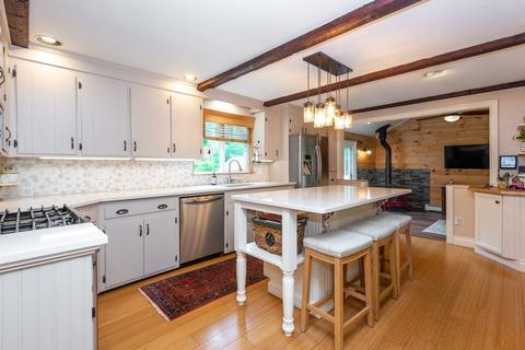 9 Parish Rd, Georgetown, MA 01833 photo 13