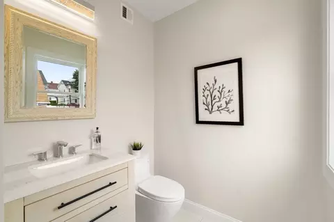 15 Elm St, Gloucester, MA 01930 photo 18