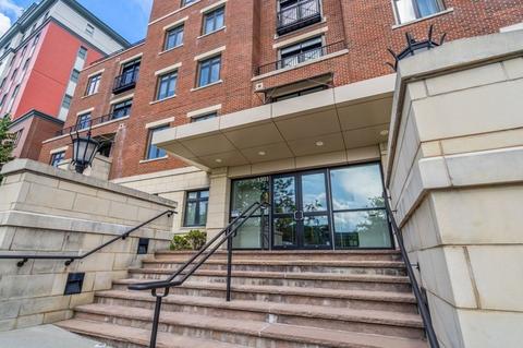 1501 Commonwealth Ave #102, Brighton, MA 02135