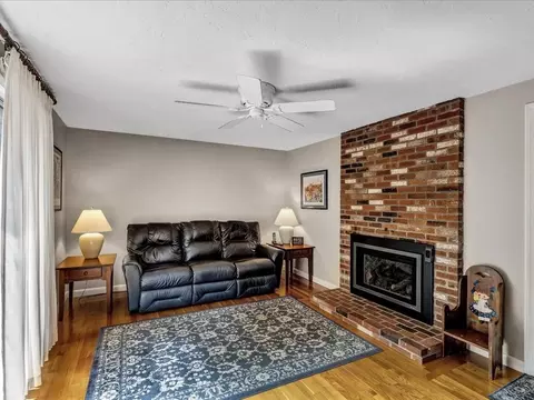 55 Surf Dr, Mashpee, MA 02649 photo 11