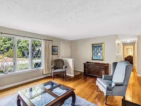 55 Surf Dr, Mashpee, MA 02649 photo 4