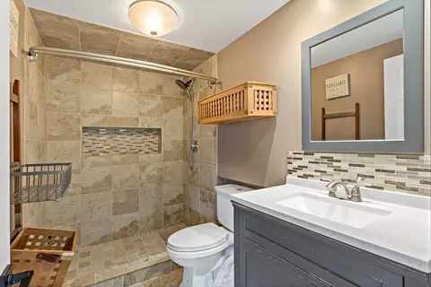 444 Norman St, Fall River, MA 02721 photo 26