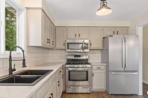 444 Norman St, Fall River, MA 02721 photo 6