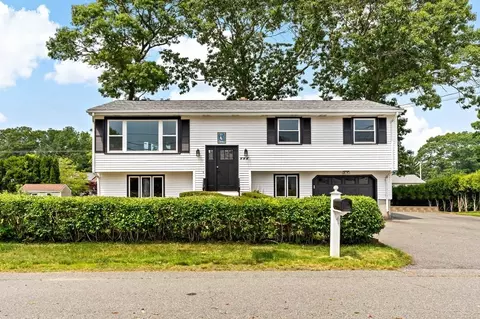 444 Norman St, Fall River, MA 02721 photo 3