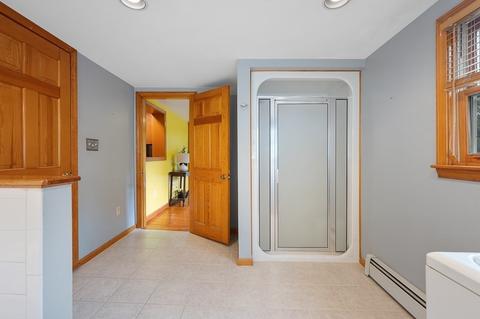 20 Oneida Ave, Worcester, MA 01606 photo 8