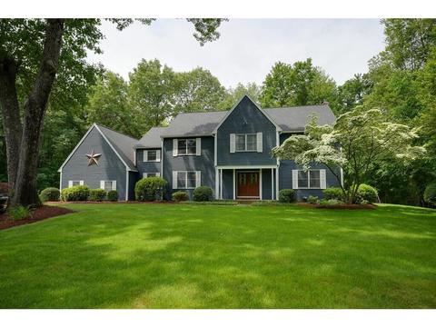 4 Quail Ln, Hudson, MA 01749