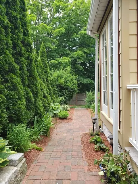 5 Whiting Ave, Dedham, MA 02026 photo 7
