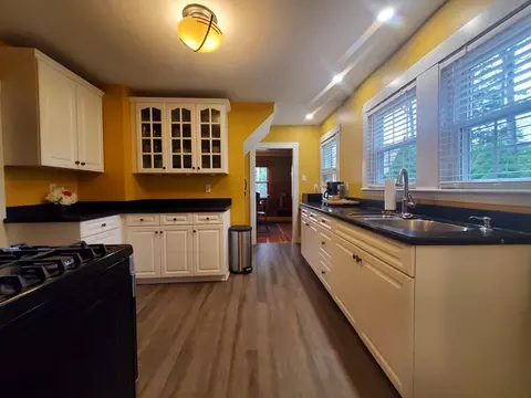 5 Whiting Ave, Dedham, MA 02026 photo 12