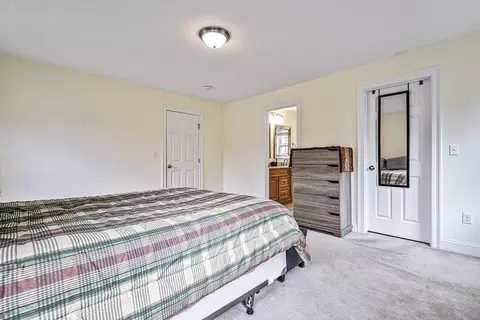 60 Solaris Rd, Dedham, MA 02026 photo 22