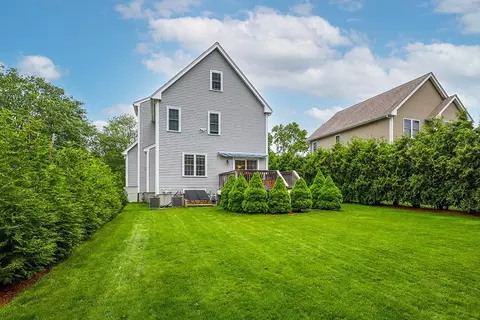 60 Solaris Rd, Dedham, MA 02026 photo 3