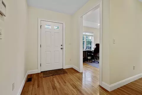 60 Solaris Rd, Dedham, MA 02026 photo 8