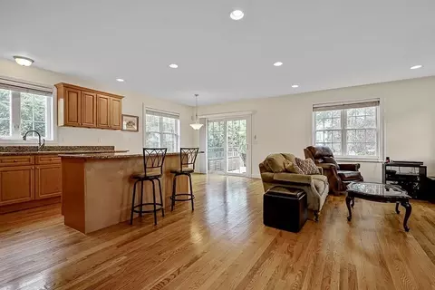 60 Solaris Rd, Dedham, MA 02026 photo 10