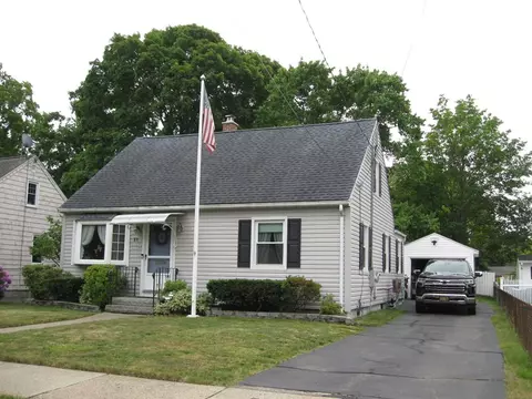 21 Homestead Blvd, Longmeadow, MA 01106