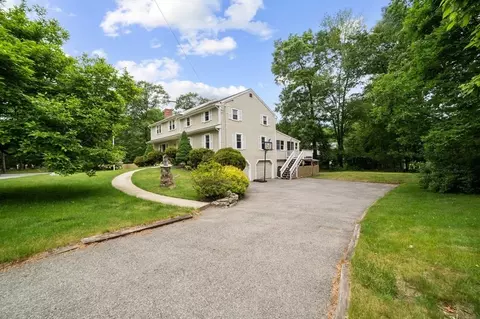 21 Olde Lantern Rd, Acton, MA 01720 photo 2