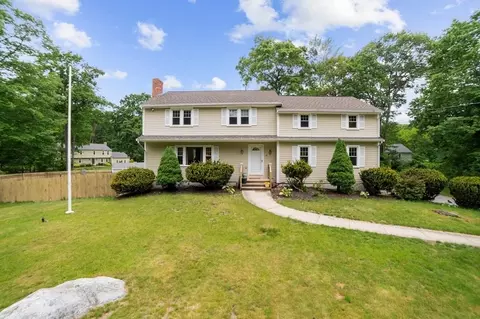 21 Olde Lantern Rd, Acton, MA 01720