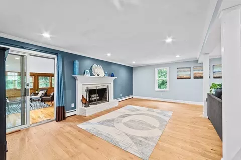 21 Olde Lantern Rd, Acton, MA 01720 photo 9