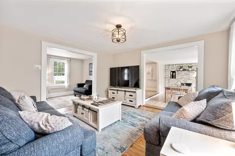 7 Cole Ave, Sutton, MA 01590 photo 6