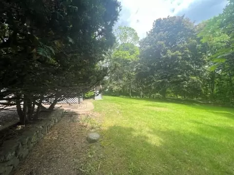 65 Wenham St, Danvers, MA 01923 photo 19