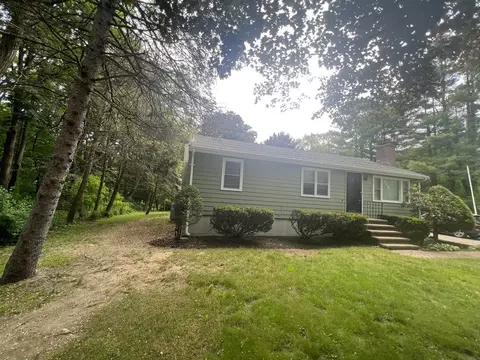 65 Wenham St, Danvers, MA 01923 photo 23