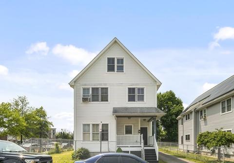 2 Hansborough St, Boston, MA 02122
