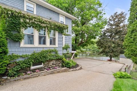 118 Forest St, Worcester, MA 01609 photo 27