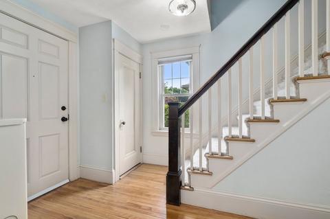 118 Forest St, Worcester, MA 01609 photo 5