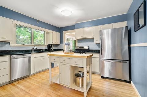 118 Forest St, Worcester, MA 01609 photo 16