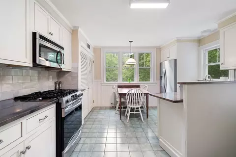 47 Jones St, Hingham, MA 02043 photo 16