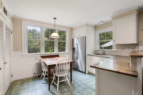 47 Jones St, Hingham, MA 02043 photo 17