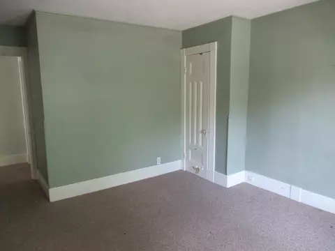 174 Pineywoods Ave, Springfield, MA 01108 photo 13