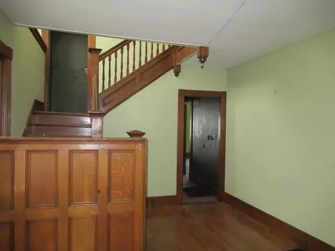 174 Pineywoods Ave, Springfield, MA 01108 photo 9