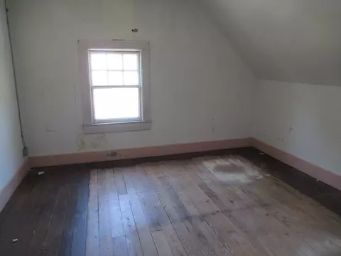 174 Pineywoods Ave, Springfield, MA 01108 photo 22