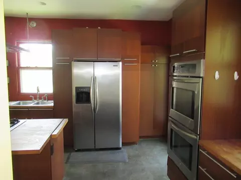 174 Pineywoods Ave, Springfield, MA 01108 photo 4