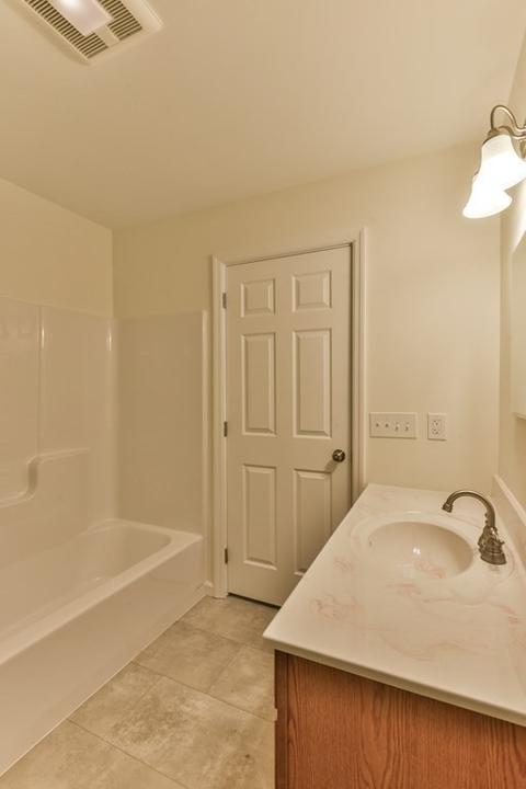 146 High St, Webster, MA 01570 photo 22