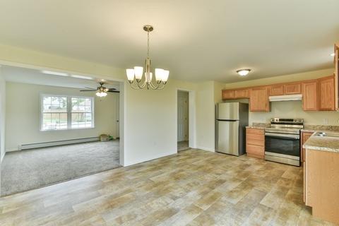 146 High St, Webster, MA 01570 photo 11
