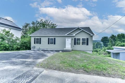 146 High St, Webster, MA 01570 photo 2
