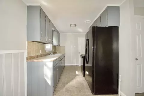 71 Grape St, Springfield, MA 01109 photo 14