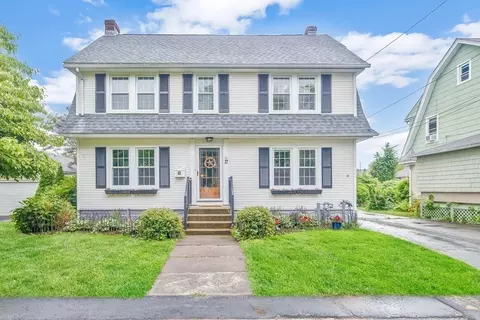 17 Warren St, West Springfield, MA 01089
