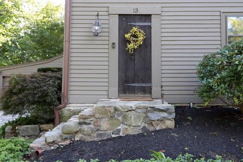 13 Ober St, Beverly, MA 01915 photo 3
