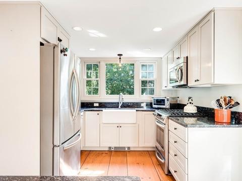 13 Ober St, Beverly, MA 01915 photo 7