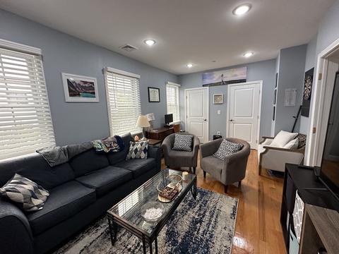 6 Shelby #3, Boston, MA 02128