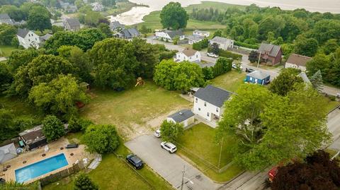 5 Harding Rd, Fairhaven, MA 02719 photo 4